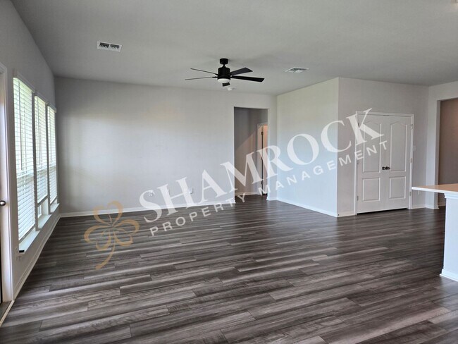 Building Photo - Park Meadows Subdivision