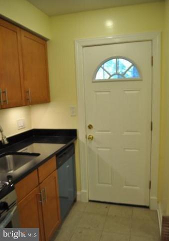 Building Photo - 2926 M St SE