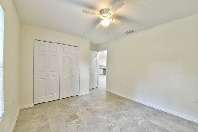Building Photo - 6136 NW 47 Pl