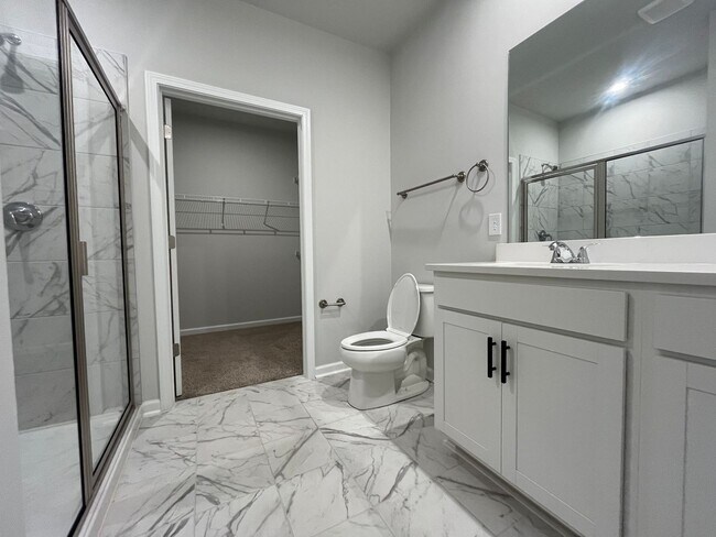 Building Photo - New 4/3 Townhome Available Now