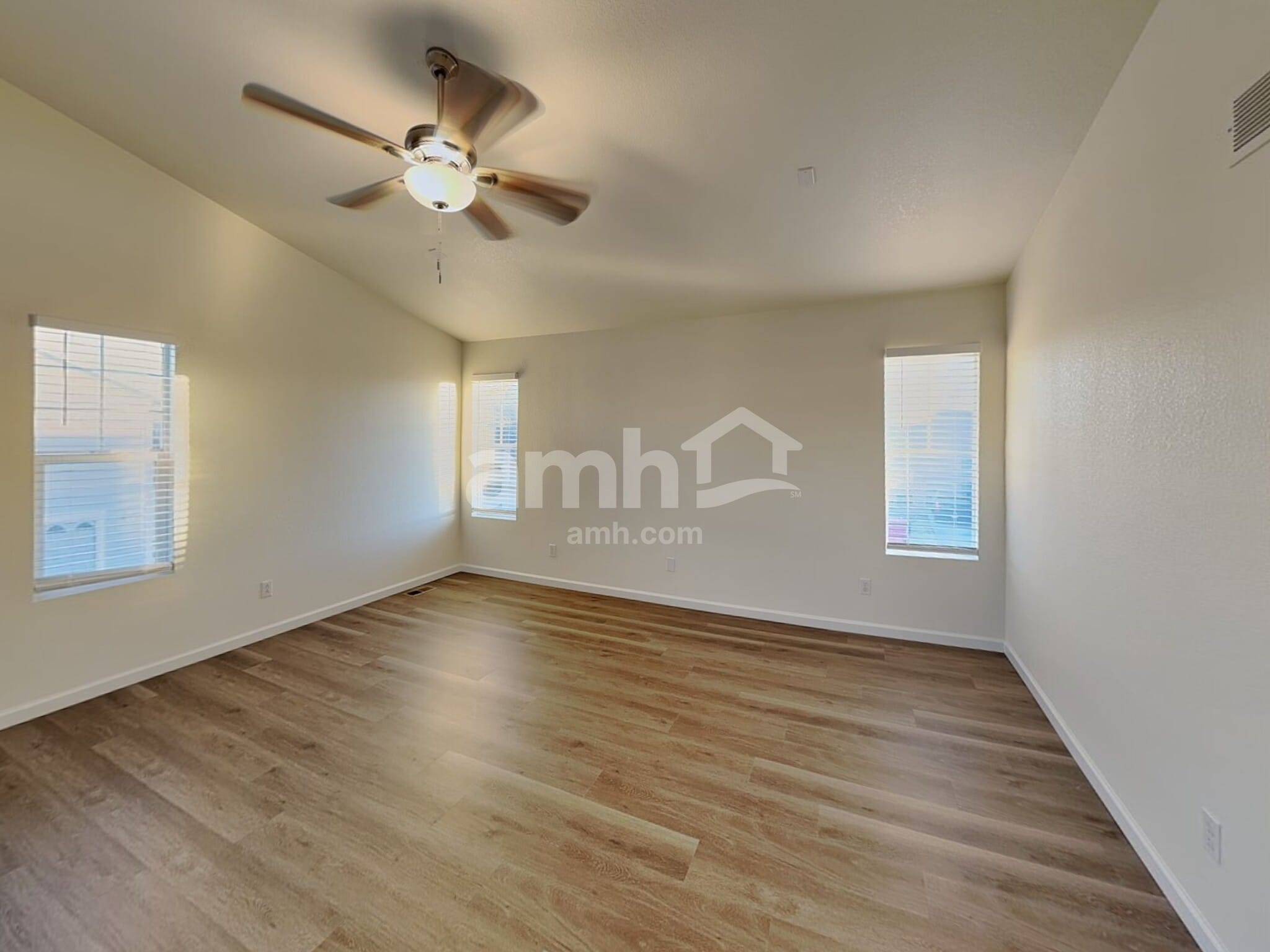 Building Photo - 1192 S Coolidge Cir