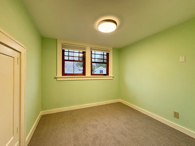 Building Photo - 6210 20th Ave NE