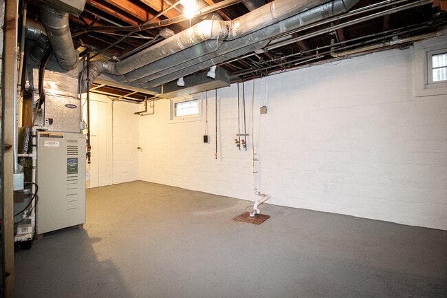 Building Photo - 2626 120th St