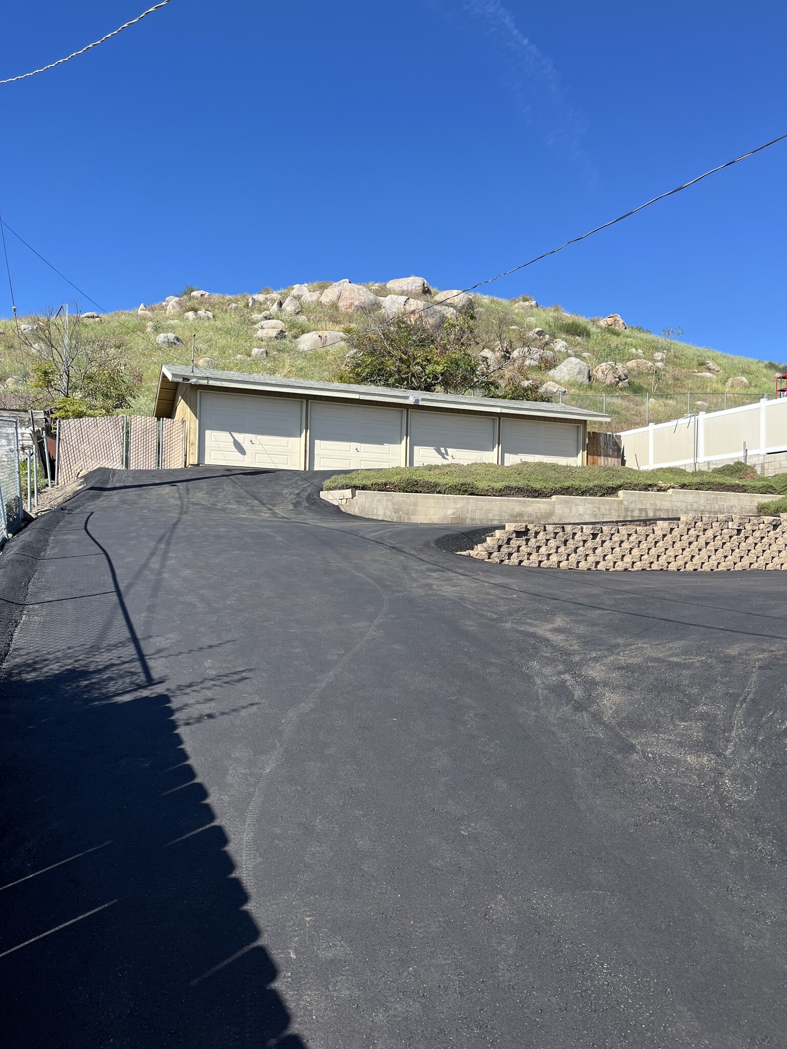 Garage and Parking - 1106 N 1st St