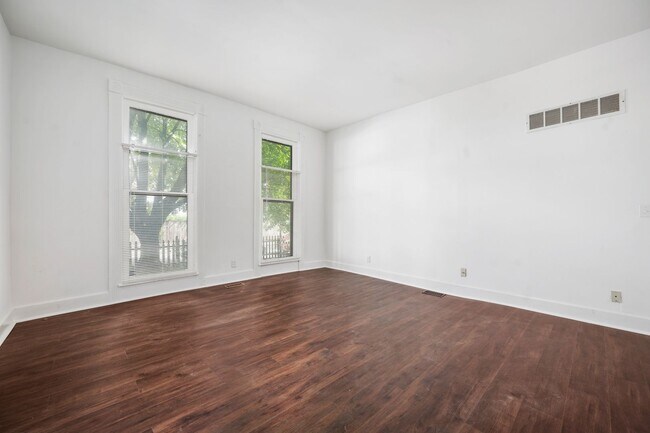 Building Photo - 1653 N Delaware St