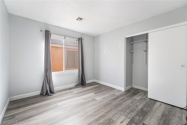 Building Photo - 4549 Julesburg Dr