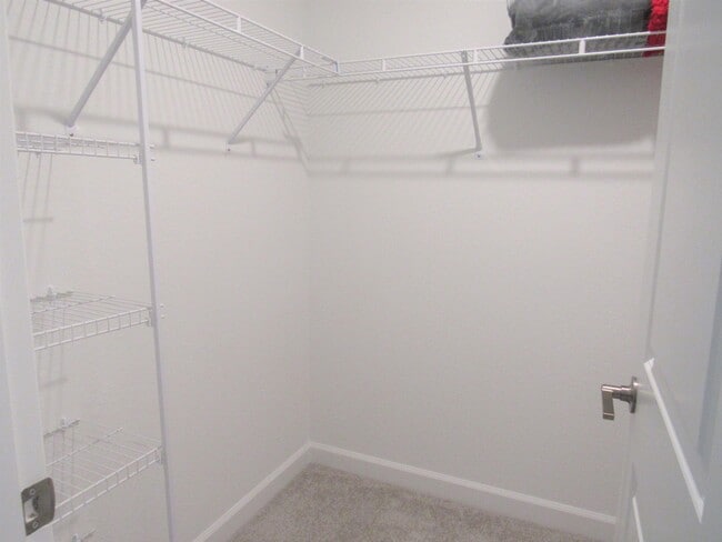 Building Photo - 4332 Pond Lily Ln