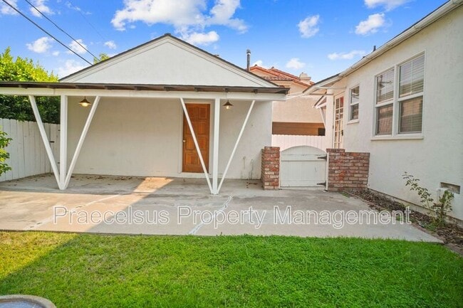 Building Photo - 5183 Marlborough Dr