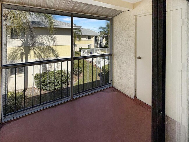 Building Photo - 90 Hidden Lake Dr