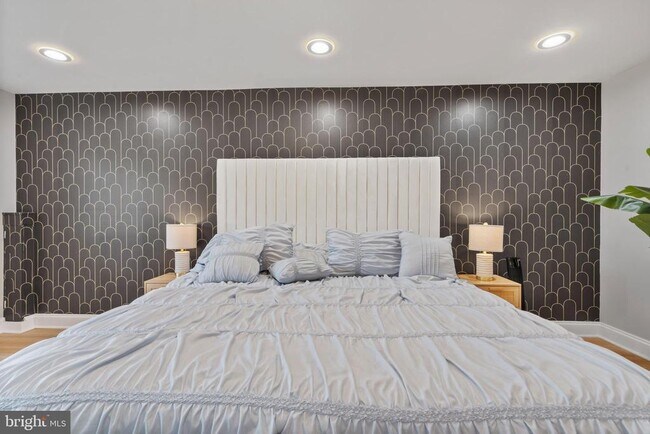 Building Photo - 1329 Colvin Forest Dr