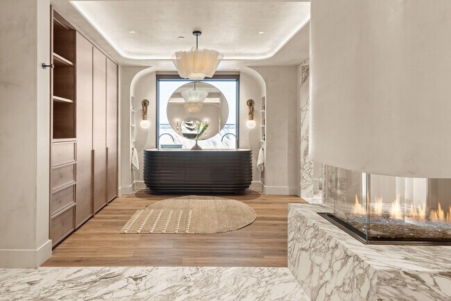 Building Photo - 120 Juan St