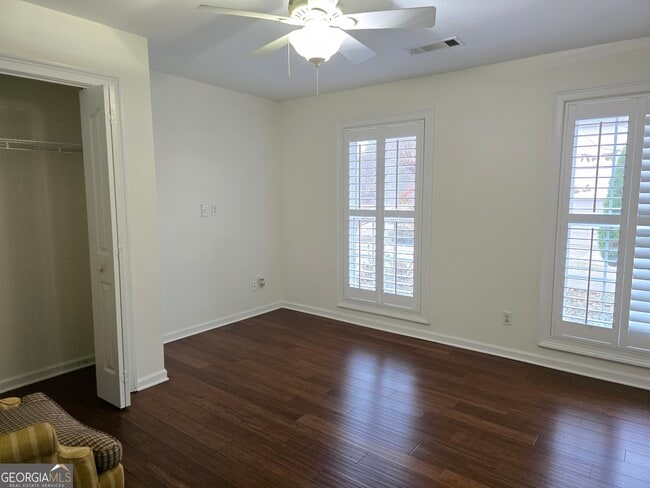 Building Photo - 65 Wyngate Dr