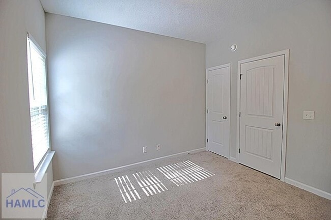 Building Photo - 39 Herty Ln