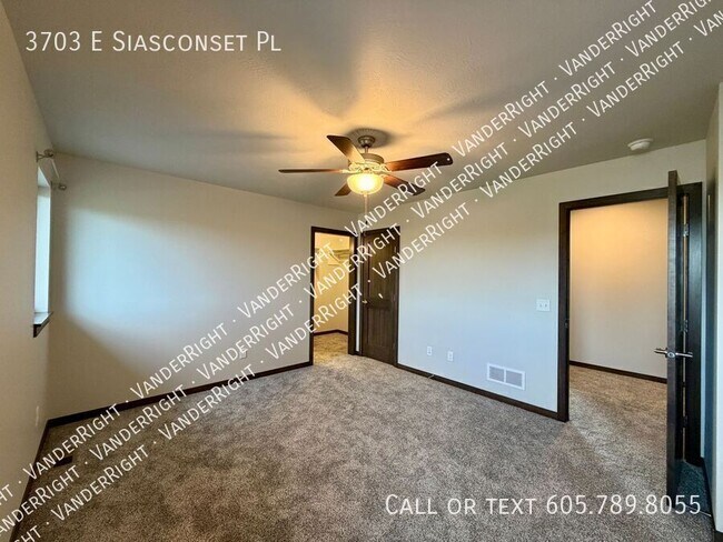 Building Photo - 3703 E Siasconset Pl