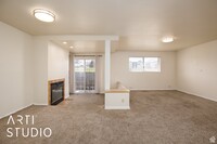 Building Photo - Two-bedroom Apartment in Murray!