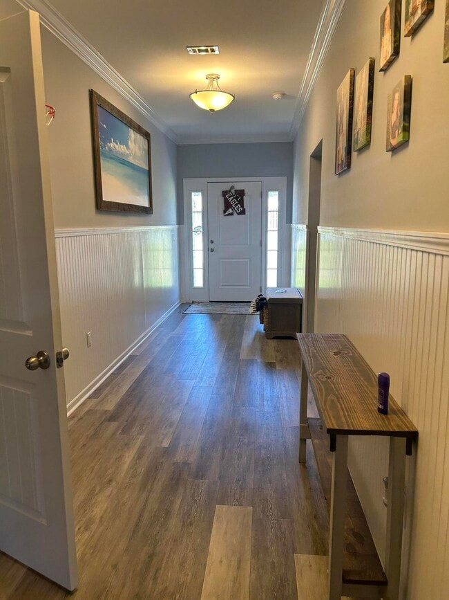 Building Photo - 250 Jefferson St