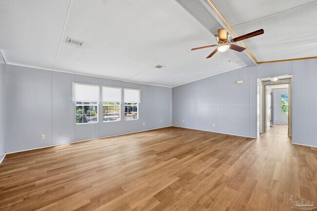 Building Photo - 1709 Woodchuck Ave