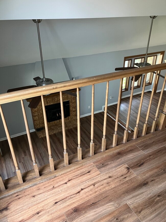 Loft - 13730 Plumbrook Rd