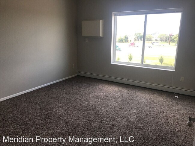 Building Photo - 3 br, 2 bath Apartment - 1781 35th St S 17...