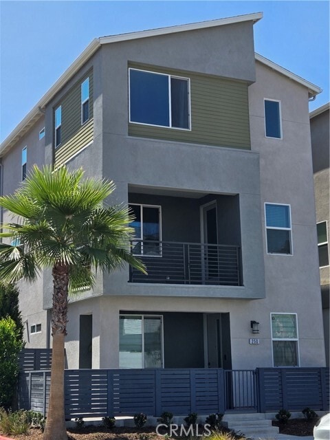 Building Photo - 250 N Standard Ave