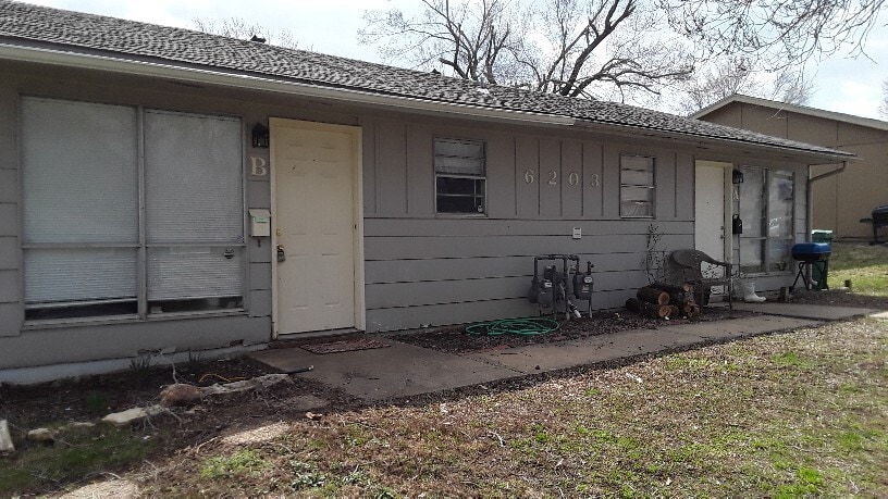 Building Photo - 6203 E 153 Terrace