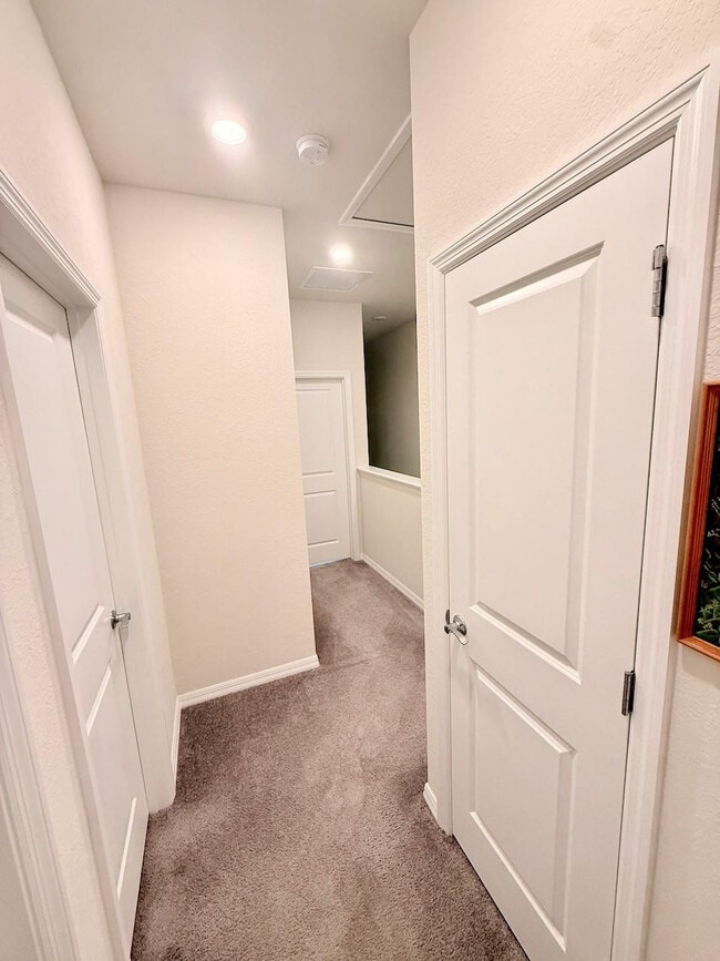 Building Photo - 5182 Eucalyptus Dr