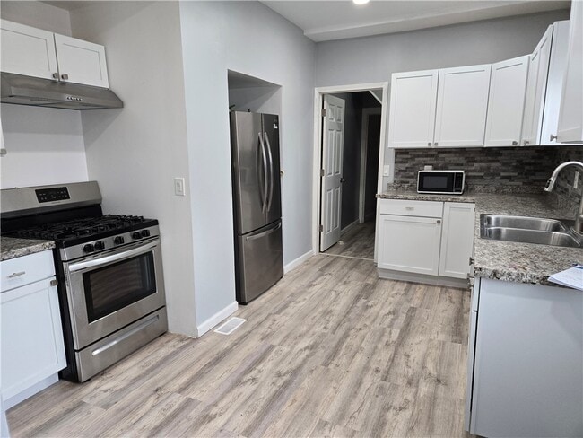 Building Photo - 2366 Spencerport Rd