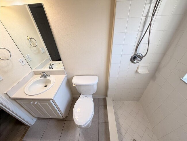 Building Photo - 10 Westfield Ln