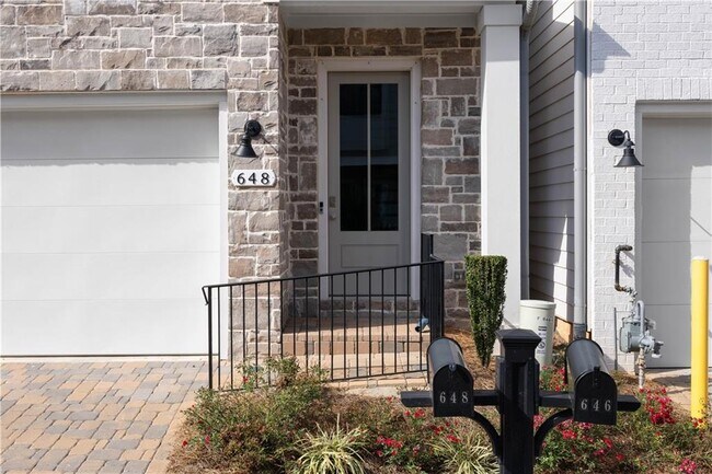 Building Photo - 648 Stickley Oak Way