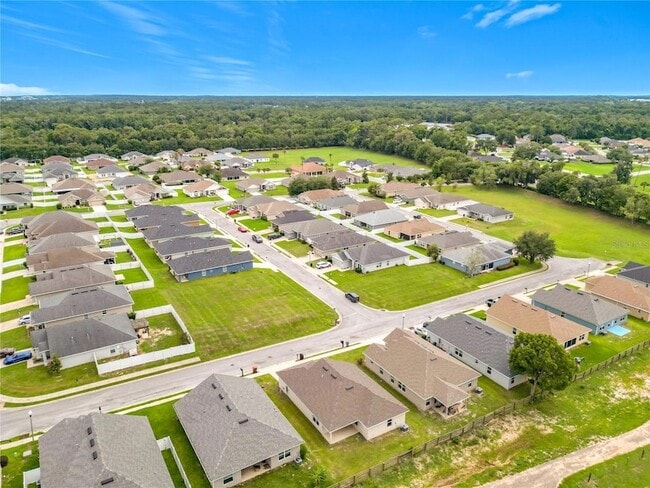 Building Photo - 187 NW 45th Loop