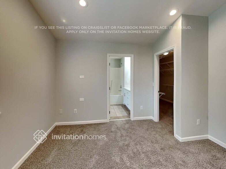 Building Photo - 1307 84th Ave SE