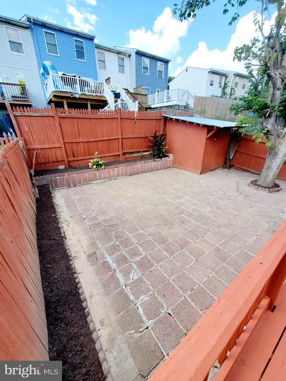 Building Photo - 16 Craftsman Ct