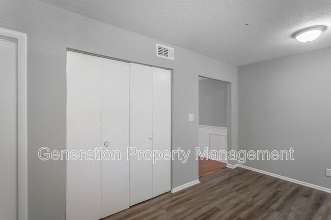 Building Photo - 1407 Mana Ln