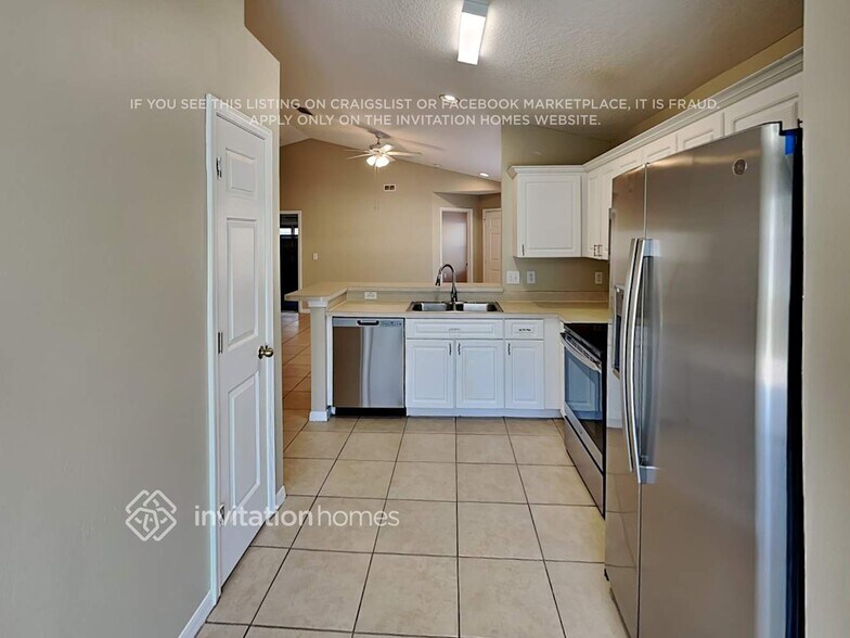 Building Photo - 7462 Oxford Garden Cir