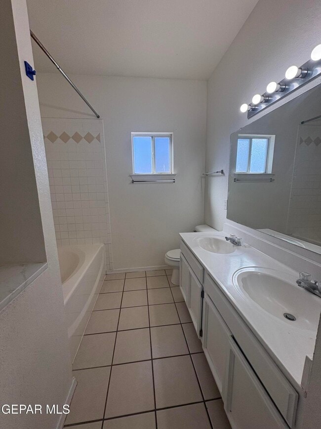 Building Photo - 2333 Hannah Leigh St