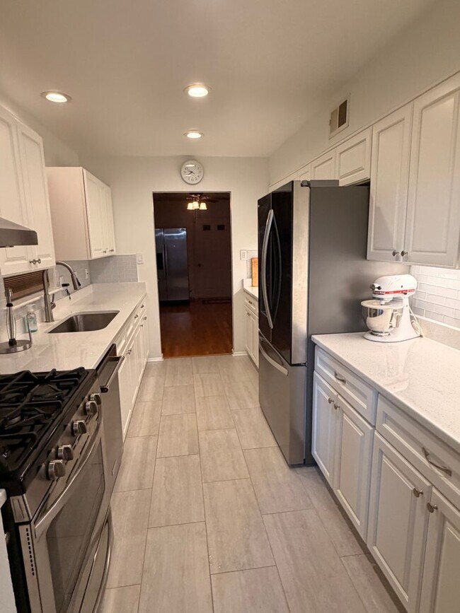 Building Photo - 5509 Whirlaway Rd