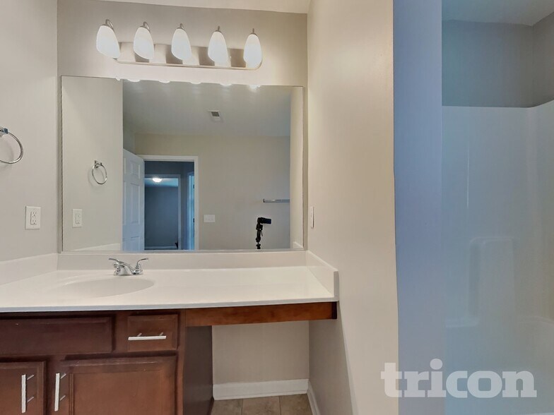 Building Photo - 5750 Misty Meadows Ct