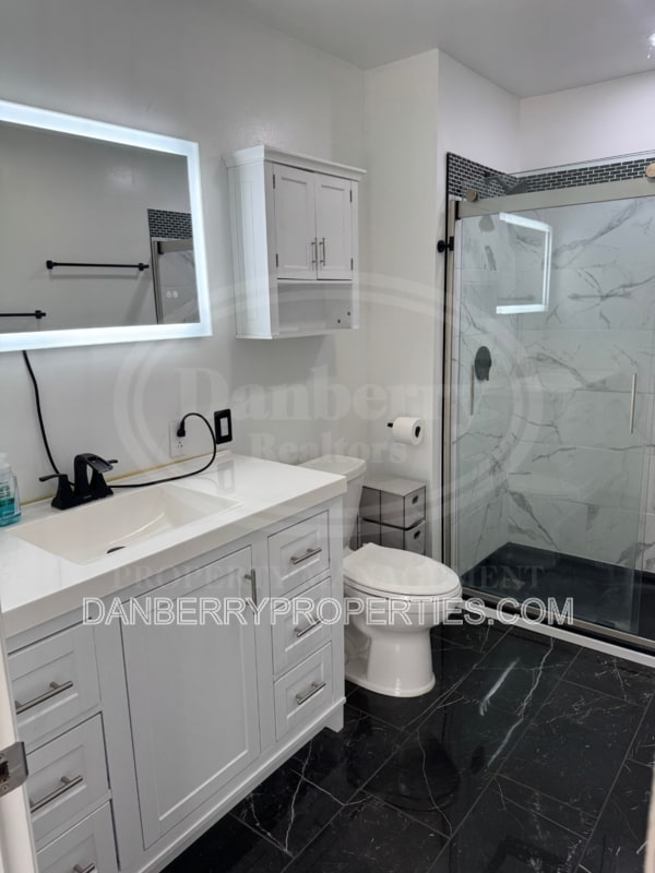 Building Photo - 234 Lexington Ave