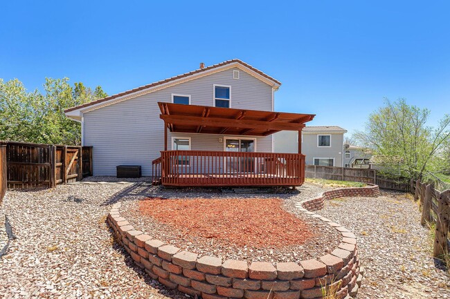 Building Photo - Exceptionally Maintained 2-Story Home in G...