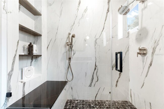 Building Photo - 319 W Frances Ave