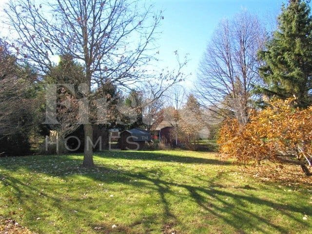 Building Photo - 7226 N Orchard Dr