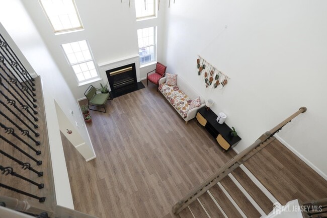 Building Photo - 42 Pennsbury Way