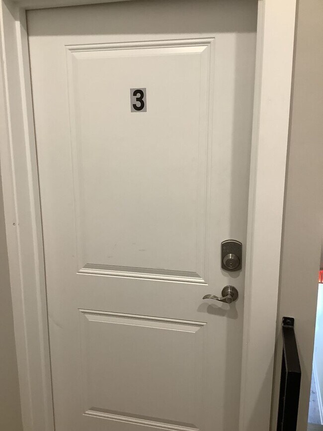 Building Photo - 1615 Ogden St