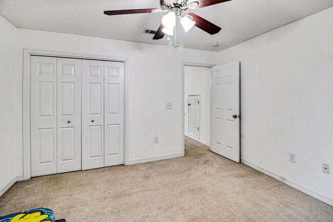 Building Photo - 289 Dahlquist Dr