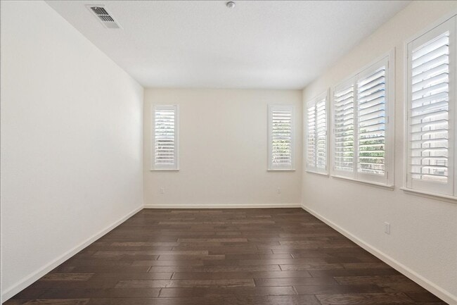 Building Photo - 957 Antiquity Dr