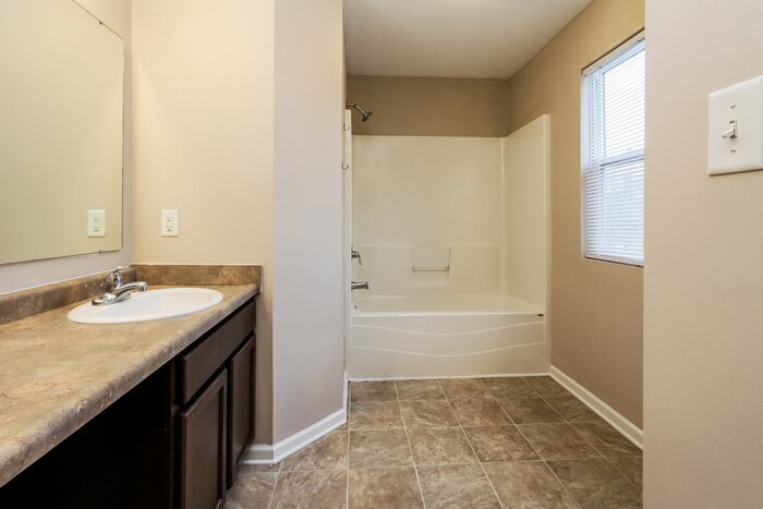 Building Photo - 8133 Whistlewood Dr