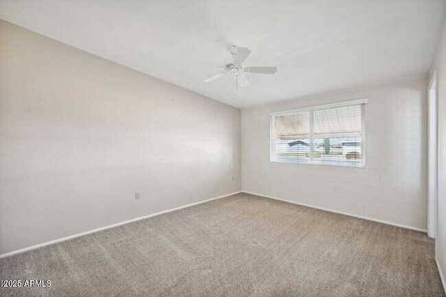 Building Photo - 10731 W Abbott Ave