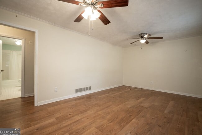 Building Photo - 135 McAlpin Dr