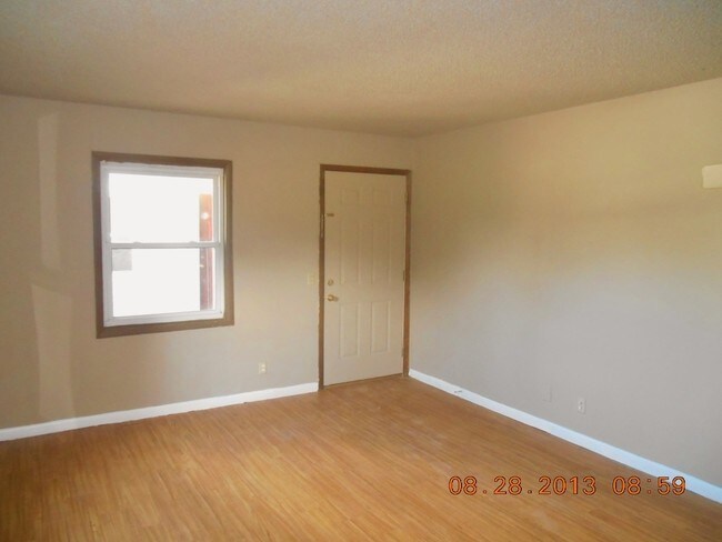 Building Photo - 303 W Olive St