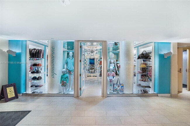 Building Photo - 4401 Collins Ave